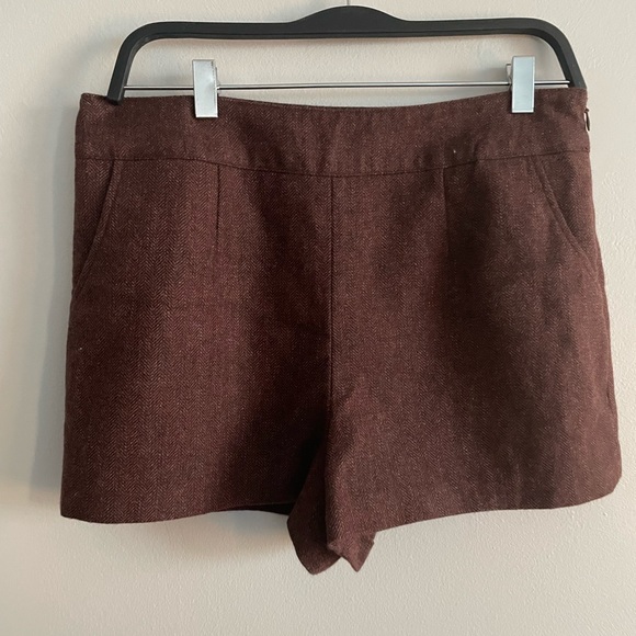 High waisted wool shorts high rise brown shorts with pockets - Picture 2 of 5